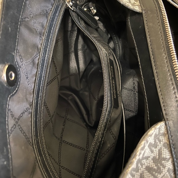 micheal kors authentic - Picture 6 of 8